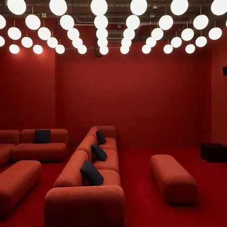 Ξενοδοχείο The Social Hub 4*